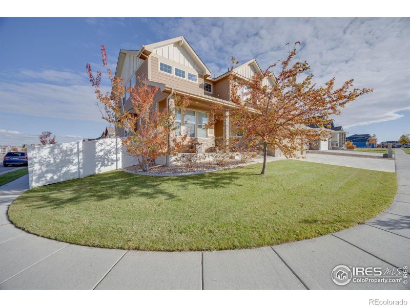 700 Mt Evans Ave, Severance, CO 80550