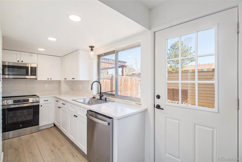 12624 E Kansas Pl, Aurora, CO 80012