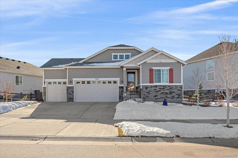 22612 E Narrowleaf Cir, Aurora, CO 80016