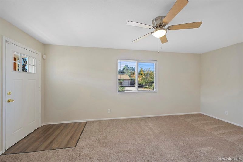 780 Iola St, Aurora, CO 80010