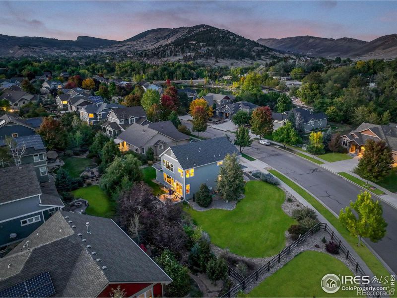 325 Mcconnell Dr, Lyons, CO 80540