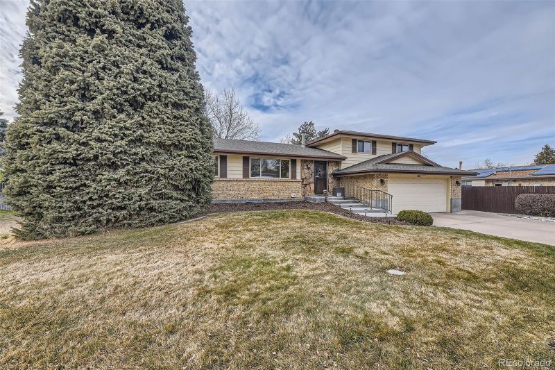 7419 S Birch St, Centennial, CO 80122