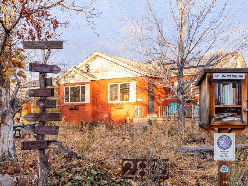 2800 Forest St, Denver, CO 80207