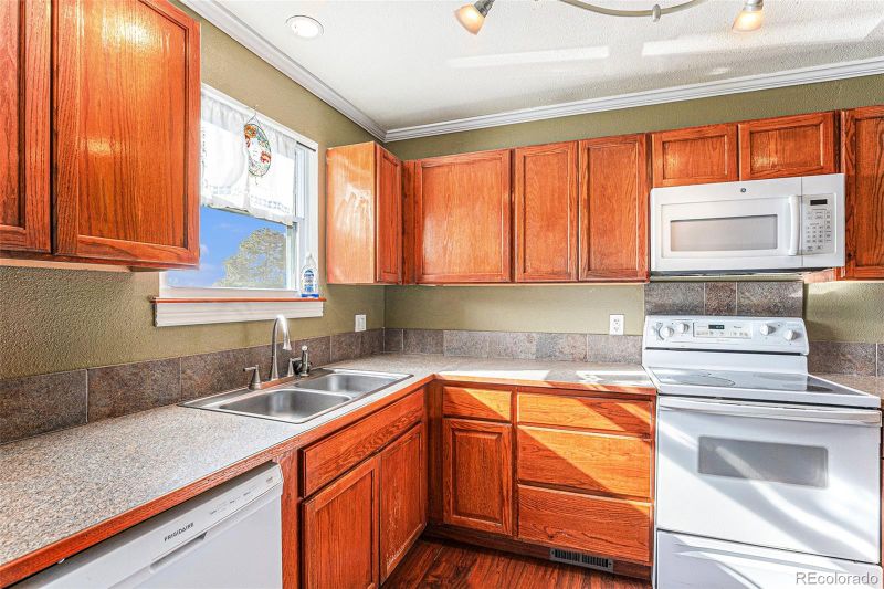 2277 Coronado Pw #D, Denver, CO 80229