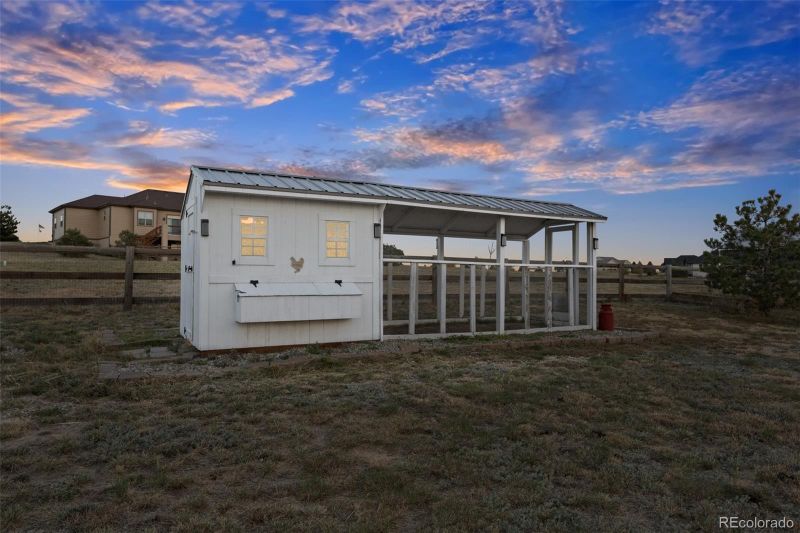 37440 N Big Buck Cir, Elizabeth, CO 80107