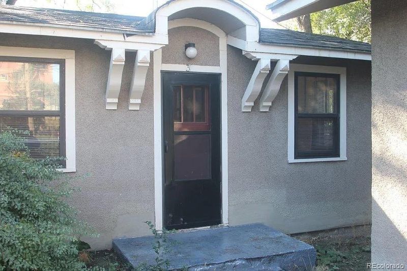 17 E Madison St, Colorado Springs, CO 80907