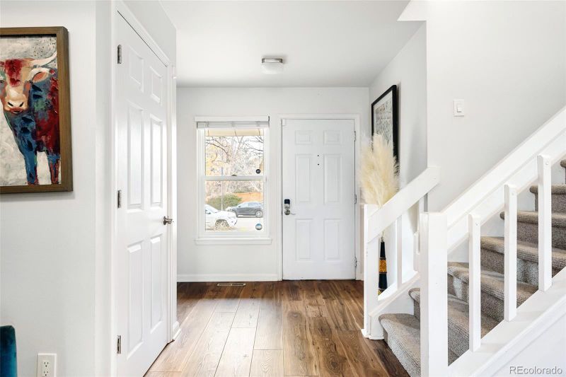1582 S Syracuse St, Denver, CO 80231