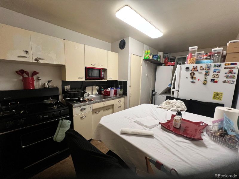 1637 Galena St, Aurora, CO 80010