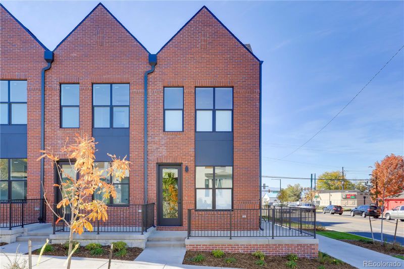 4385 Zenobia St, Denver, CO 80212