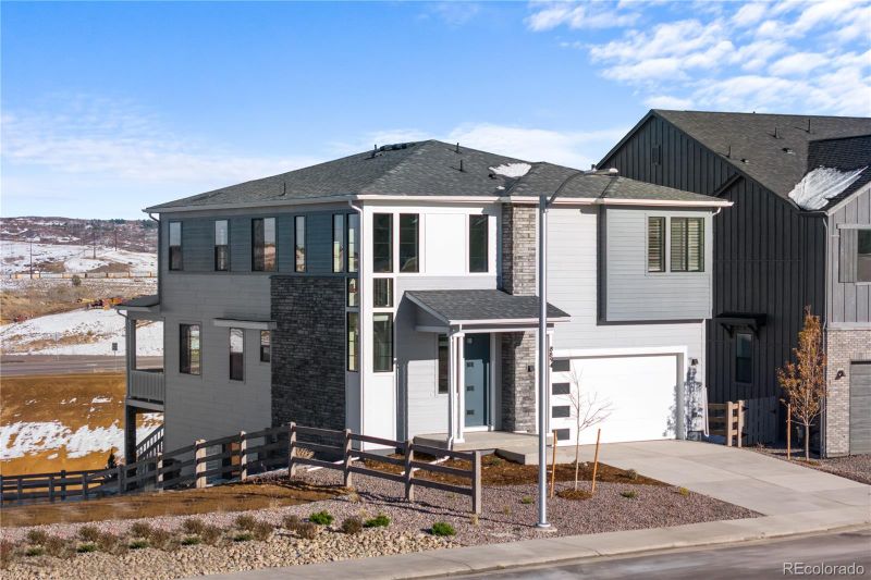 8894 Whiteclover St, Littleton, CO 80125