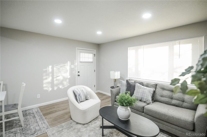961 N Newton St, Denver, CO 80204