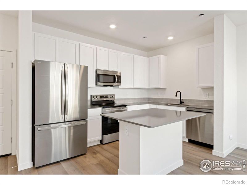 436 Condor Way, Johnstown, CO 80534