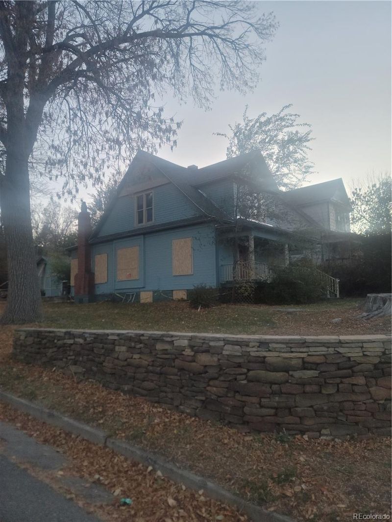 702 W Baca St, Trinidad, CO 81082