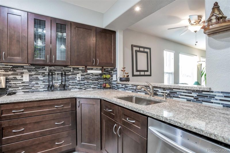 1306 S Dillon Way, Aurora, CO 80012