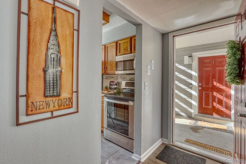 17620 E Loyola Dr #1712R, Aurora, CO 80013