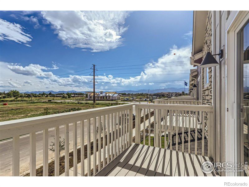 2756 Bear Springs Cir, Longmont, CO 80503