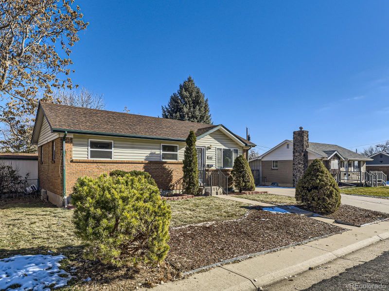 11338 Fowler Dr, Northglenn, CO 80233
