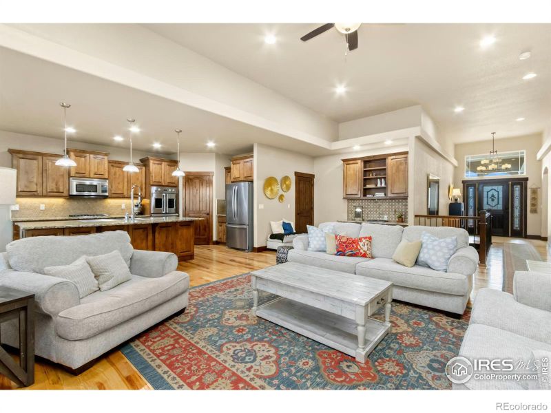 1129 Coral Burst Ct, Loveland, CO 80538