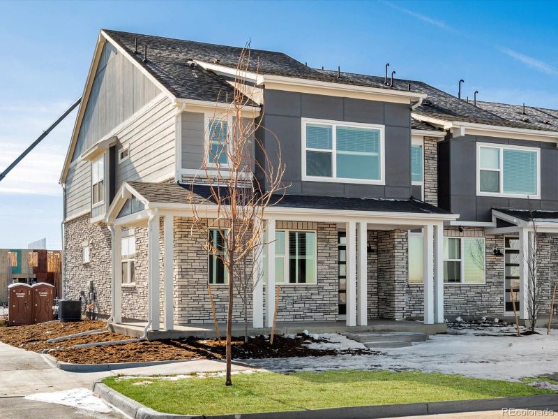 22390 E 8th, Aurora, CO 80018