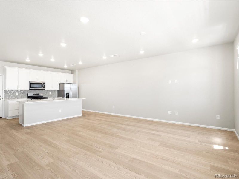 22350 E 8th Pl, Aurora, CO 80018