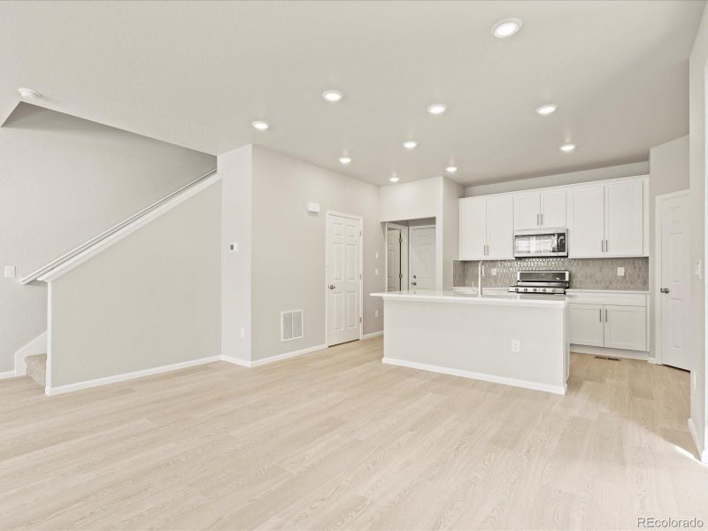 774 N Shawnee St, Aurora, CO 80018