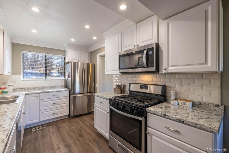 266 S Oman Rd, Castle Rock, CO 80104