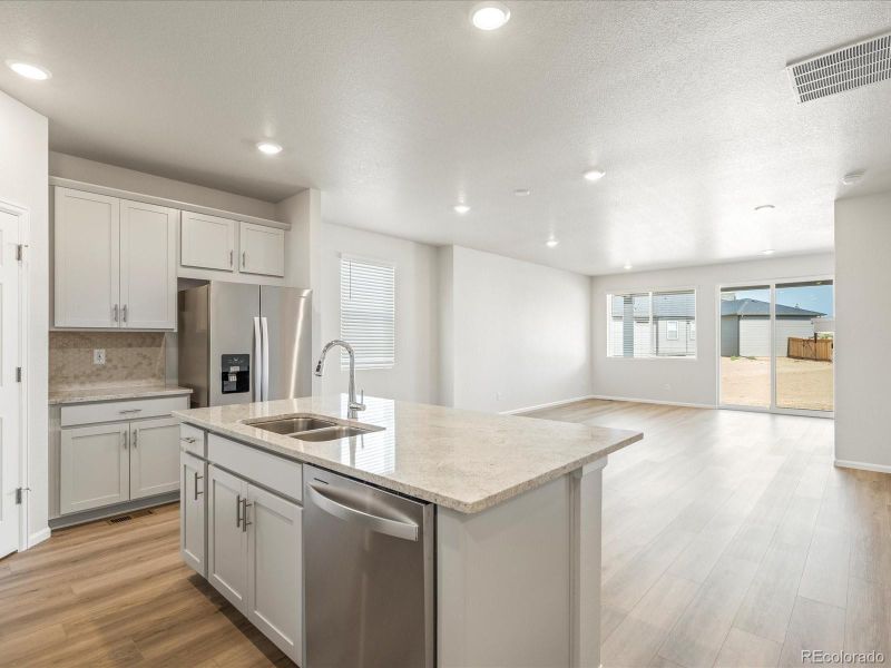 9119 Pitkin St, Commerce City, CO 80022