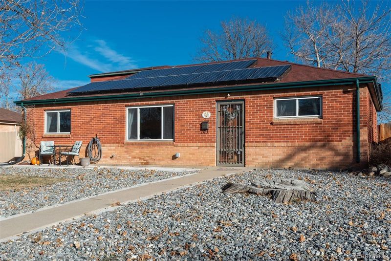 9250 Lillian Ln, Thornton, CO 80229