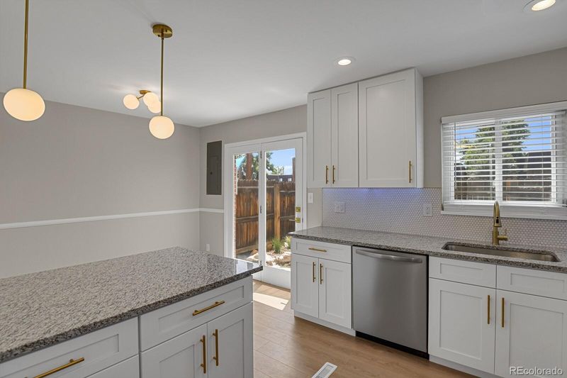 5665 S Lowell Blvd, Littleton, CO 80123