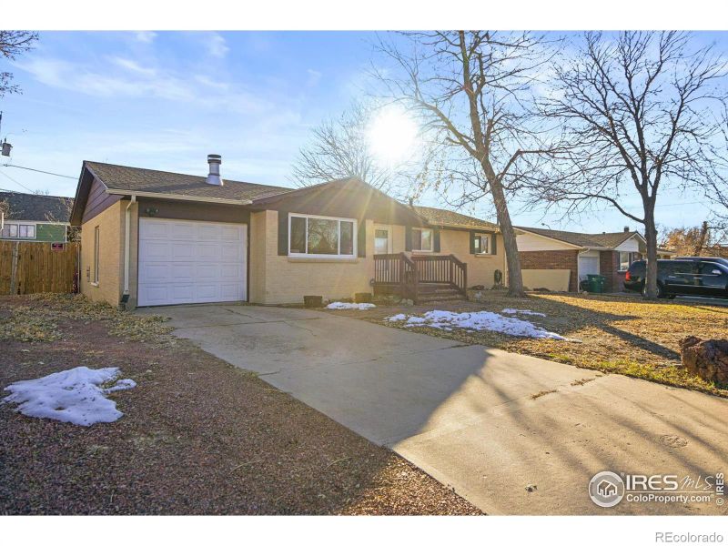 12122 E Kentucky Ave, Aurora, CO 80012