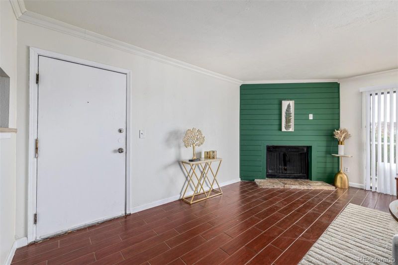 920 S Walden Way #103, Aurora, CO 80017
