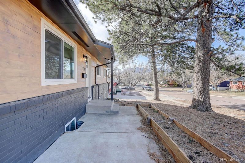 1139 Royale Dr, Colorado Springs, CO 80910