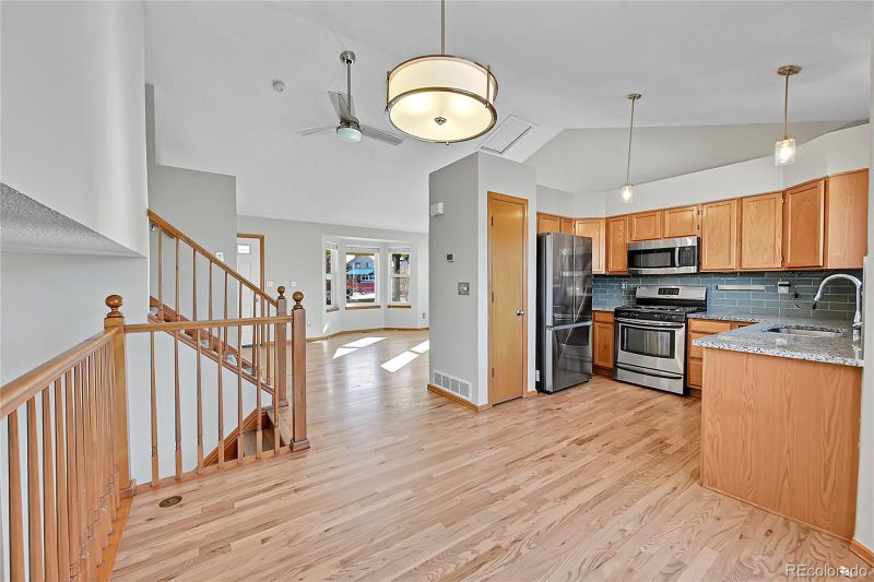 6541 Devinney Ct, Arvada, CO 80004