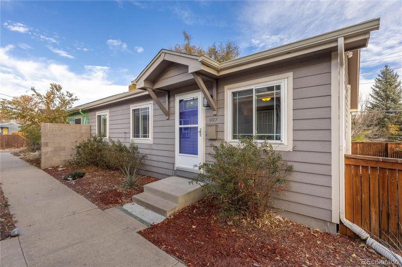 997 Osceola St, Denver, CO 80204