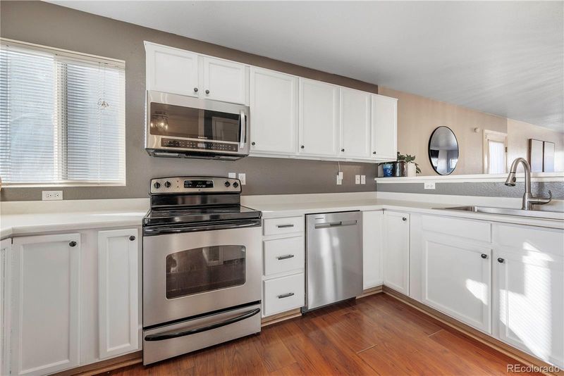 19635 Montview Dr, Aurora, CO 80011