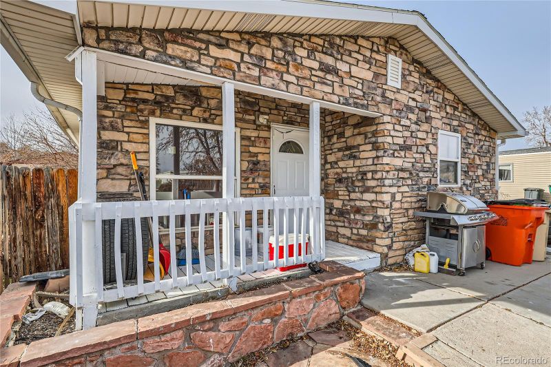 9065 Mandel St, Denver, CO 80260