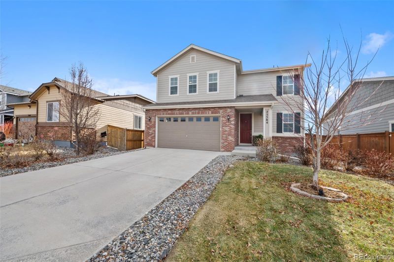 25584 E Byers Dr, Aurora, CO 80018