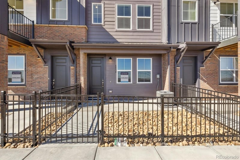6850 Merseyside Ln, Castle Pines, CO 80108