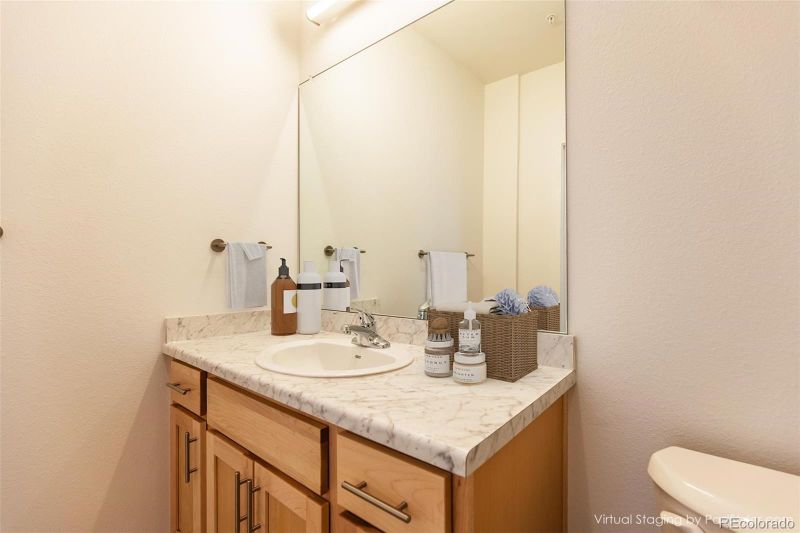 5702 N Central Park Blvd #116, Denver, CO 80238