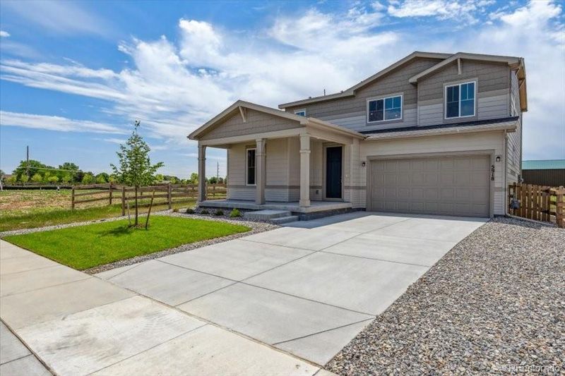 5918 Red Barn Ave, Mead, CO 80504