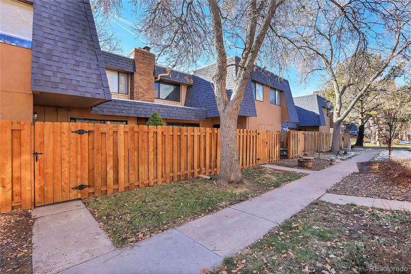 7995 E Mississippi Ave #C6, Denver, CO 80247