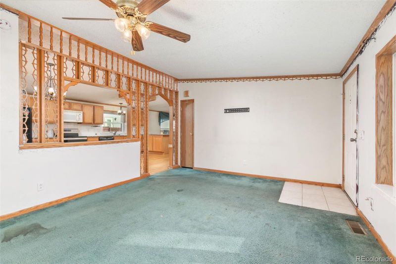 9008 Madeleine St, Denver, CO 80260