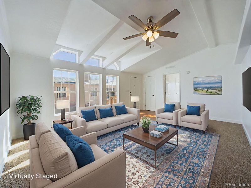 274 E Don Dr, Pueblo, CO 81007