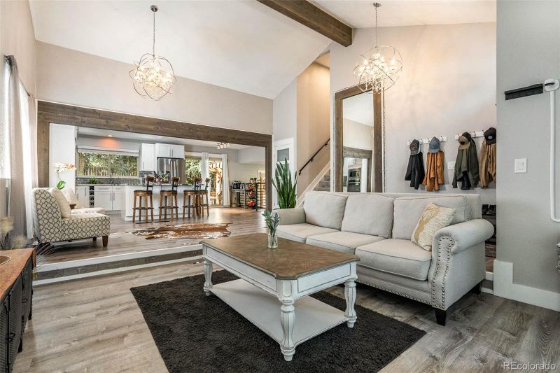 15913 E Lehigh Cir, Aurora, CO 80013