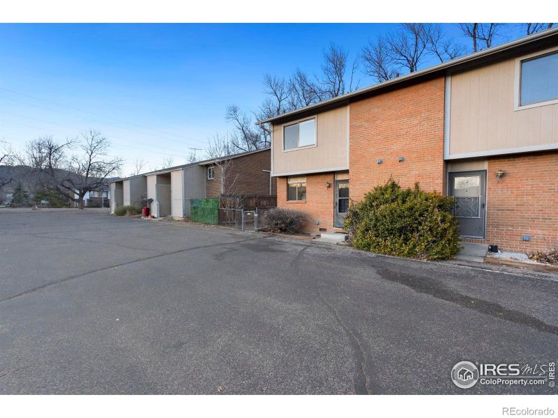 1739 Azalea Dr #1, Fort Collins, CO 80526