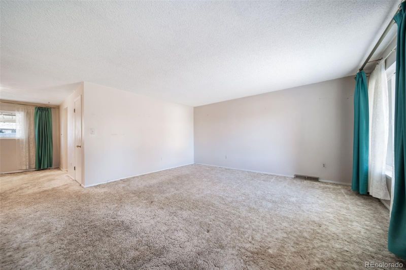1448 W 102nd Ave, Northglenn, CO 80260