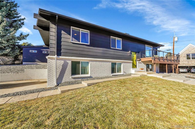 637 S Cole Ct, Lakewood, CO 80228
