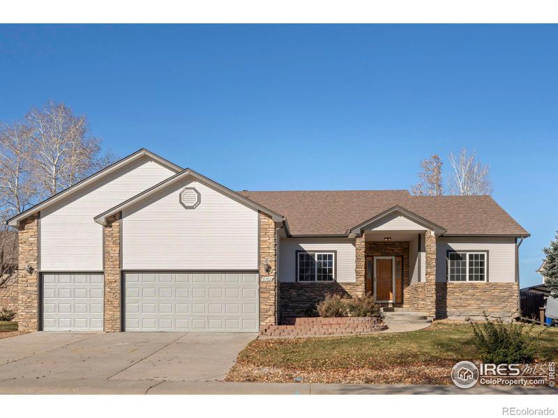 5762 E Wetlands Dr, Frederick, CO 80504