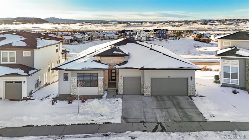 239 Rogers Ct, Castle Rock, CO 80104