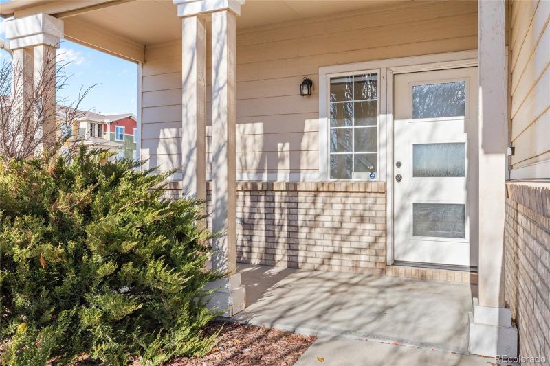 19317 E 59th Ave, Aurora, CO 80019